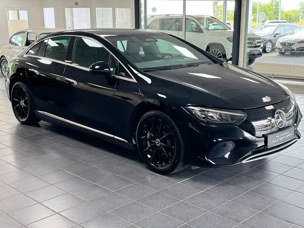 Gebraucht Mercedes EQE300 Advanced 180 kW (245 PS) 2023 Schwarz Limousine