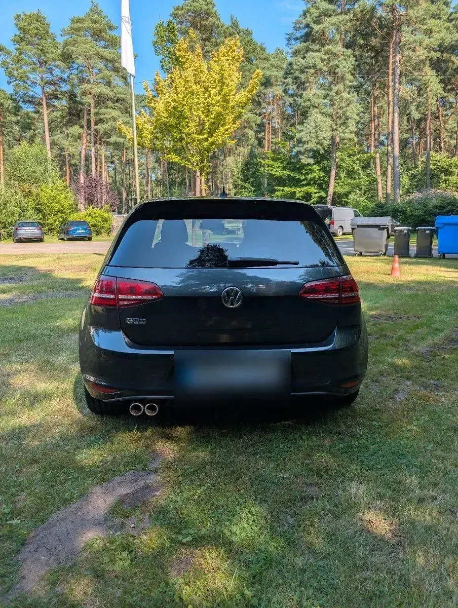 Gebraucht VW Golf VII GTD 184 PS (135 kW) 2014 Schwarz Limousine