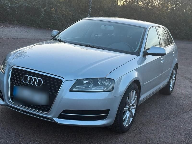 Gebraucht Audi A3 125 PS (91 kW) 2011 Grau Kleinwagen