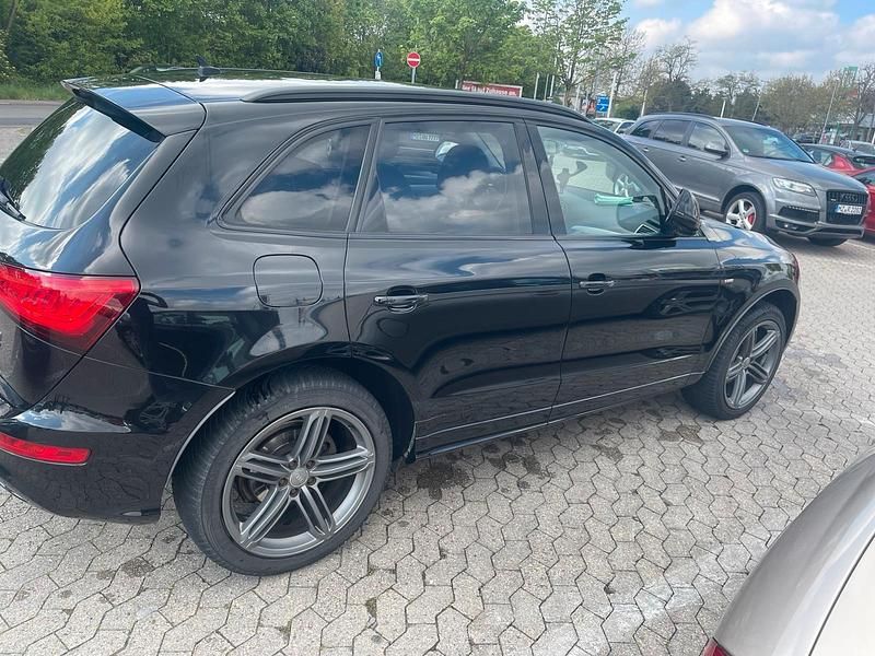 Gebraucht Audi Q5 S-Line 190 PS (139 kW) 2017 Schwarz SUV