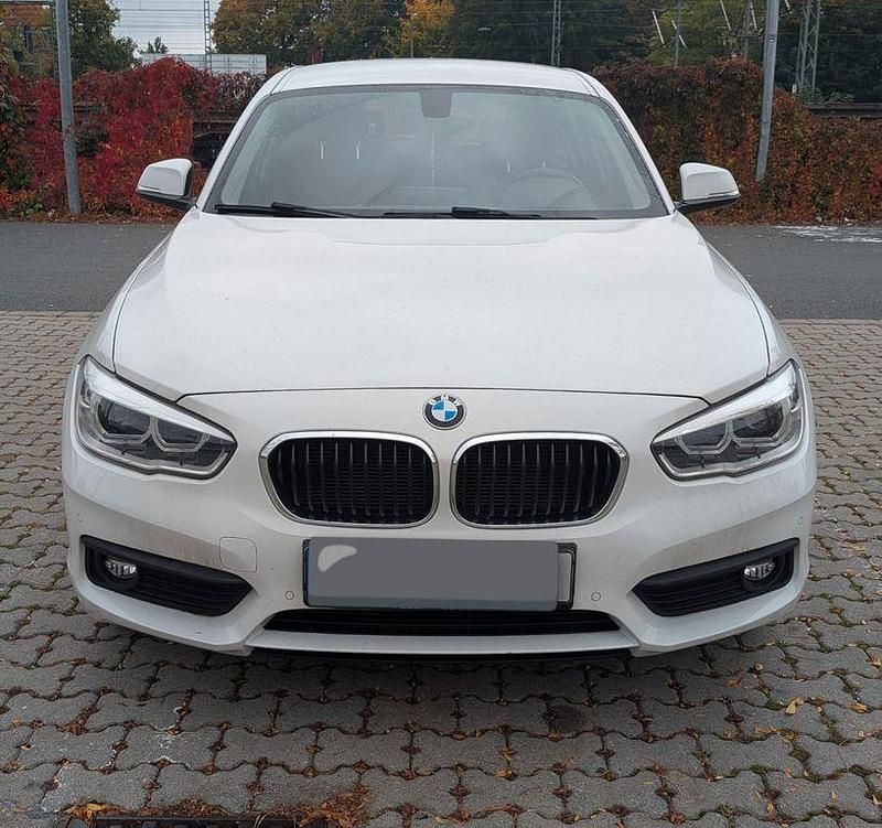 Weiß Gebraucht 2017 BMW 116 Advantage Kleinwagen | 14.200 € (Fairer Preis) - Bild 1/4
