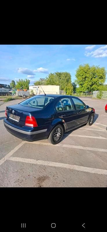 Gebraucht 2001 VW Bora Limousine | 1.500 € (Fairer Preis) - Bild 1/4