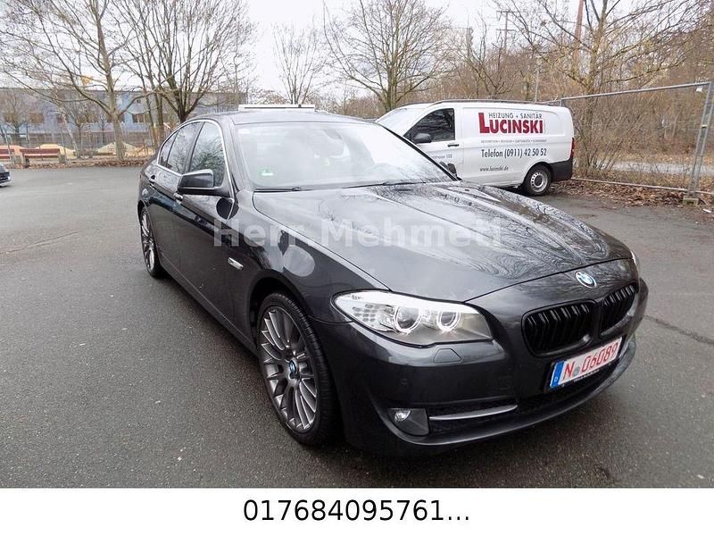 Gebraucht BMW 530 245 PS (180 kW) 2010 Grau Limousine