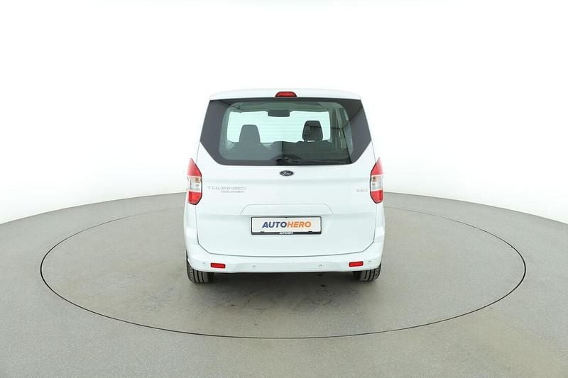 Gebraucht Ford Tourneo Trend 101 PS (74 kW) 2016 Weiß Van / Kleinbus
