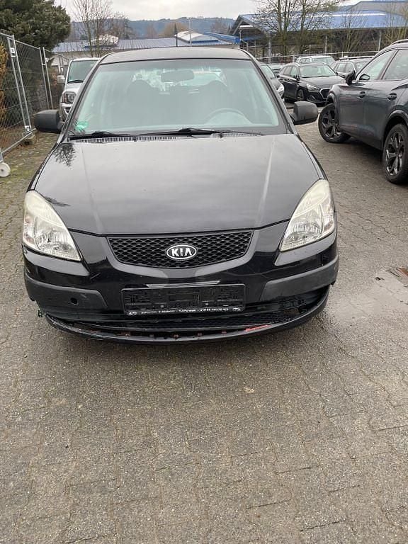 Schwarz Gebraucht 2008 Kia Rio EX Limousine | 1.100 € (Superpreis) - Bild 1/4