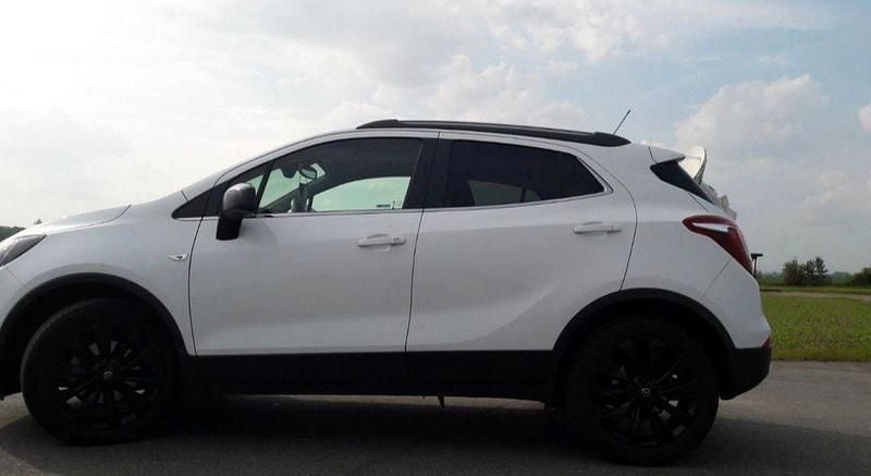 Weiß Gebraucht 2018 Opel Mokka X Color Innovation SUV | 12.500 € (Guter Preis) - Bild 1/4