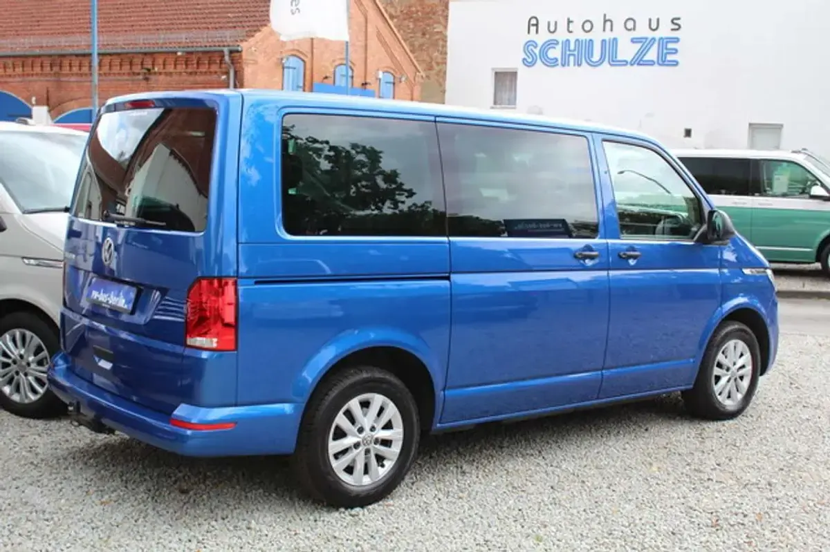 Używany VW T6.1 150 KM (110 kW) 2021 Niebieski Van