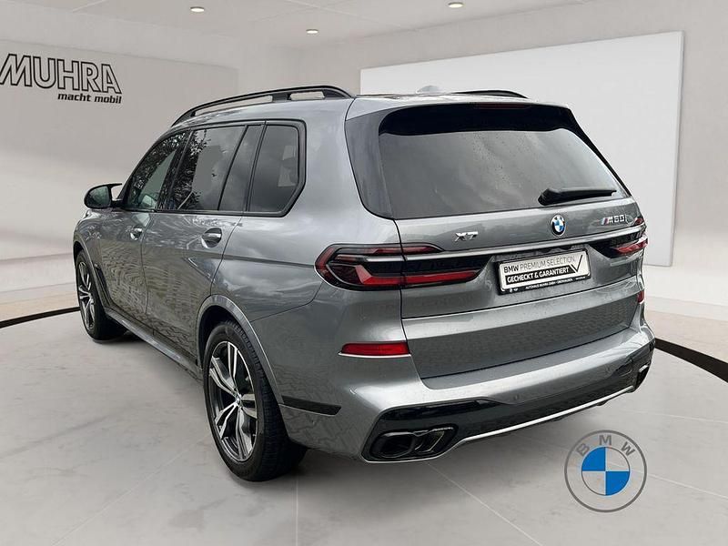 Gebraucht BMW X7 M Sport 530 PS (389 kW) 2025 Skyscraper grau metallic SUV