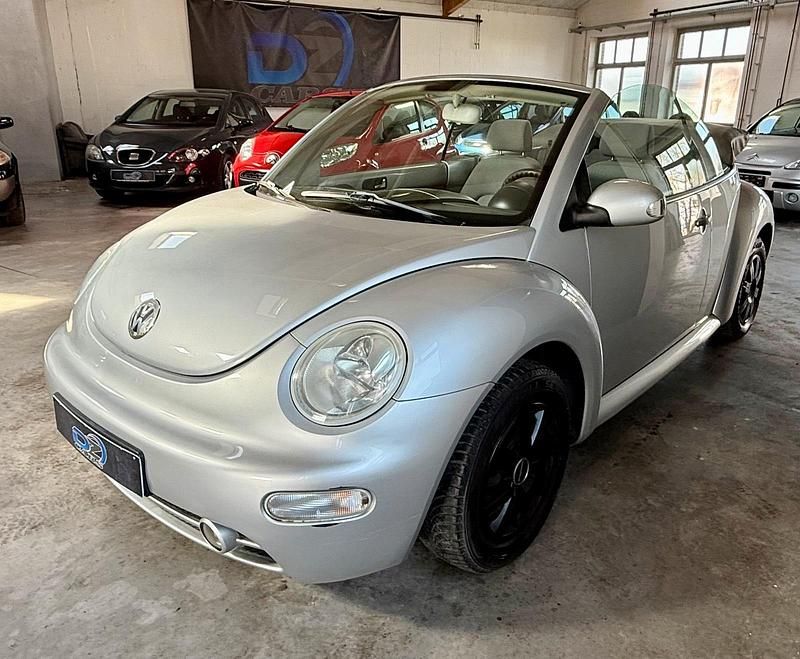 Gebraucht VW New Beetle 102 PS (75 kW) 2004 Silber Kleinwagen