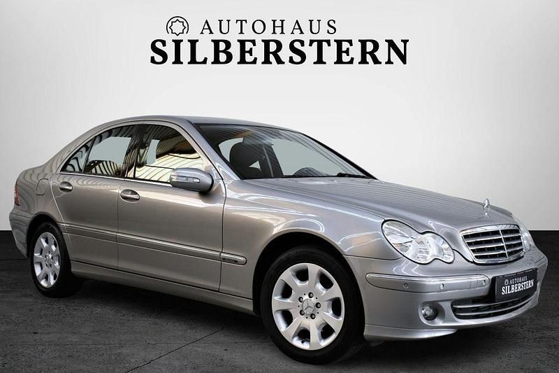 Gebraucht Mercedes C180 Elegance 143 PS (105 kW) 2005 Grau Limousine