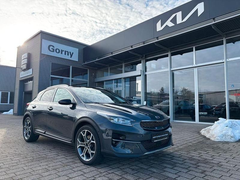 Grau Gebraucht 2020 Kia XCeed Platinum SUV | 16.799 € (Etwas zu teuer) - Bild 1/3