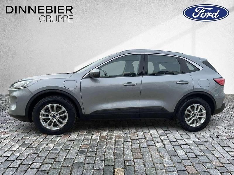 Gebraucht Ford Kuga Titanium 224 PS (164 kW) 2022 Silber (metallic) SUV