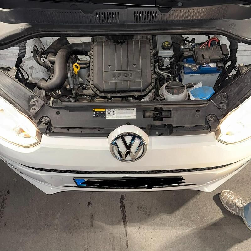 Gebraucht VW Golf VII 70 PS (51 kW) 2013 Weiß Kleinwagen