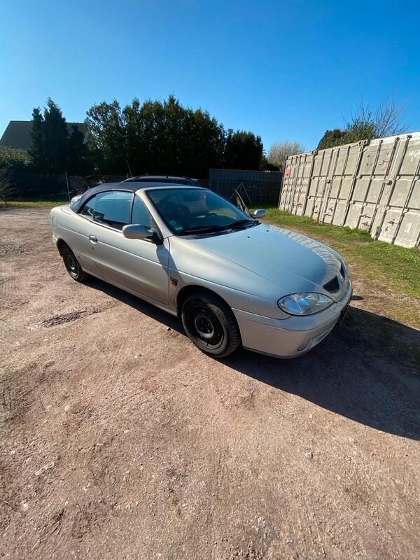 Silber Gebraucht 2000 Renault Mégane Cabriolet Cabrio | 1.000 € - Bild 1/4