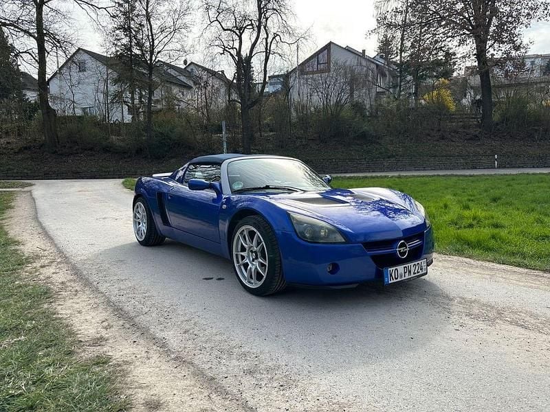 Gebraucht Opel Speedster 147 PS (108 kW) 2002 Blau Cabrio
