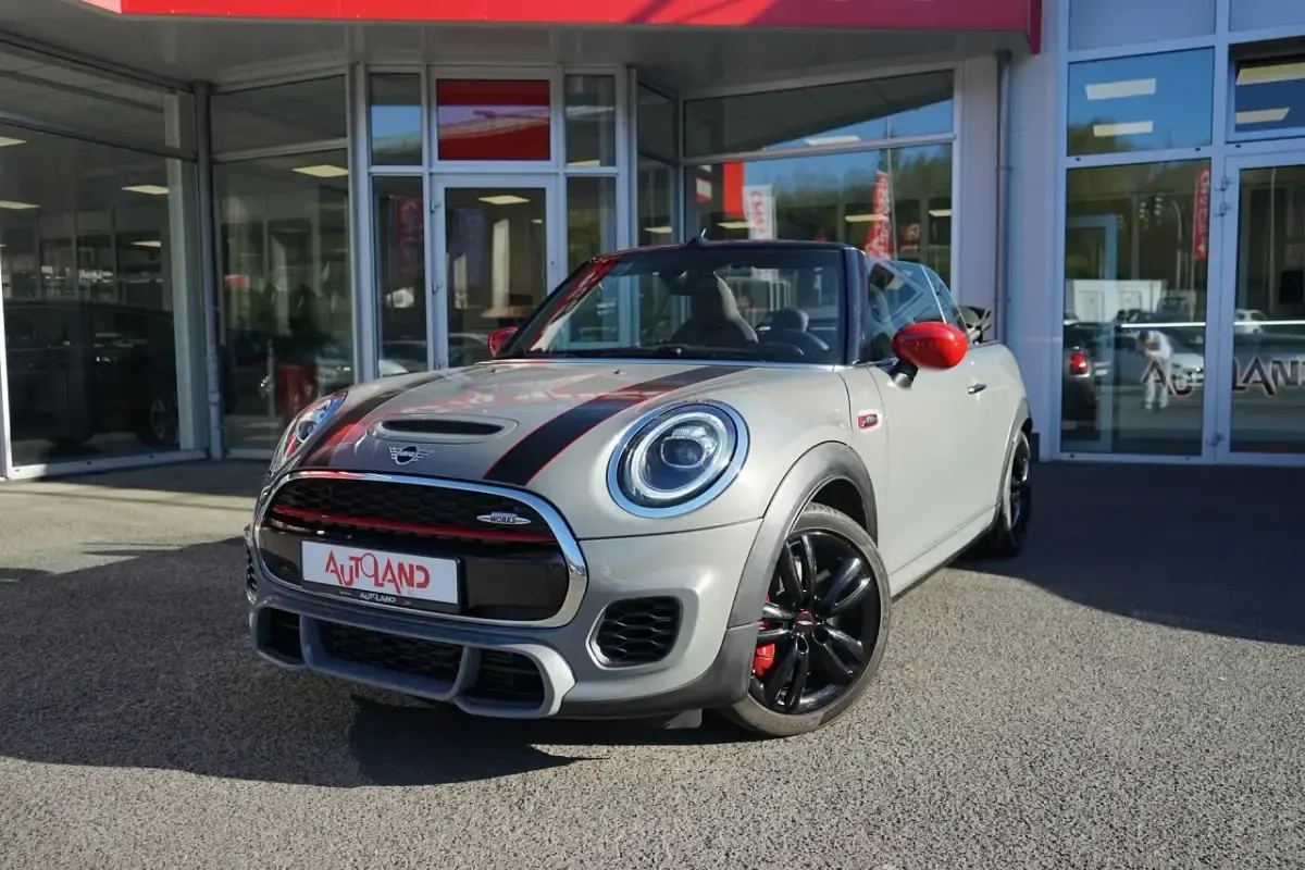 Gebraucht Mini John Cooper Works 231 PS (169 kW) 2020 Grau Kleinwagen