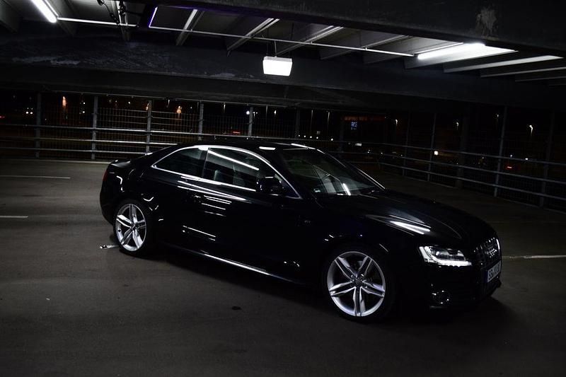 Schwarz Gebraucht 2007 Audi S5 Design Coupé | 13.500 € - Bild 1/4