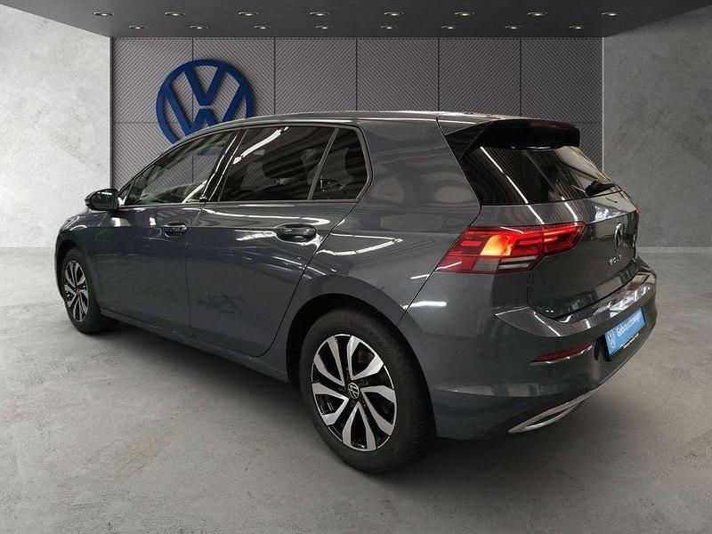 Gebraucht VW Golf VII Active 150 PS (110 kW) 2021 Grau Kleinwagen