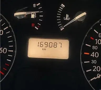 Gebraucht Renault Laguna II Dynamique 120 PS (88 kW) 2001 Silber Limousine