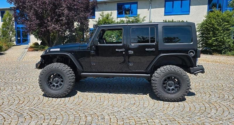 Gebraucht Jeep Wrangler Unlimited 710 PS (522 kW) 2008 Schwarz SUV