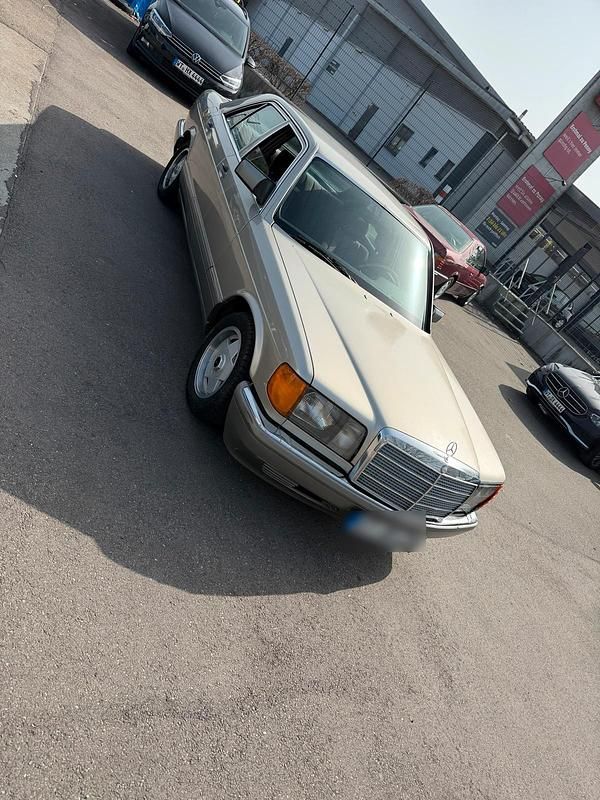 Gebraucht Mercedes 420 210 PS (154 kW) 1986 Silber Limousine