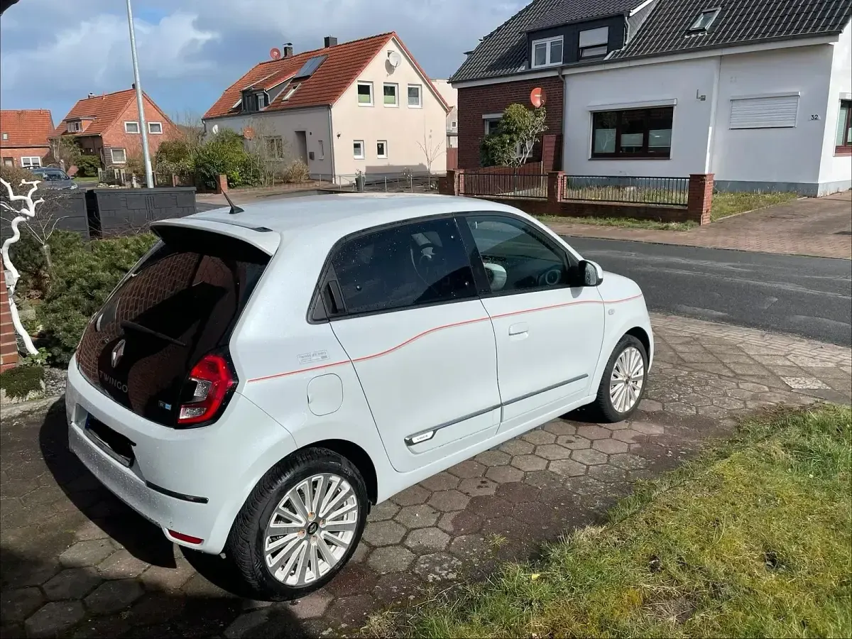 Gebraucht Renault Twingo Vibes 60 kW (82 PS) 2020 Weiß Kleinwagen
