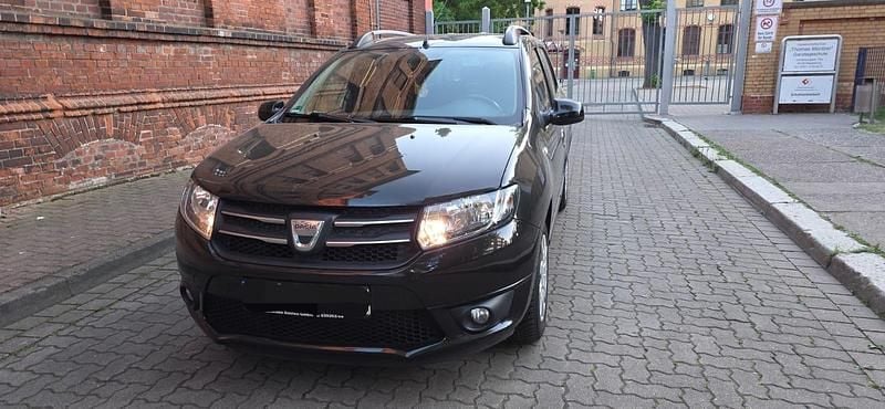 Gebraucht Dacia Logan MCV 75 PS (55 kW) 2015 Schwarz Kombi