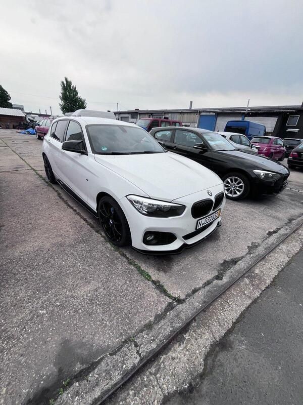Weiß Gebraucht 2015 BMW 118 M Sport Kleinwagen | 12.000 € - Bild 1/4