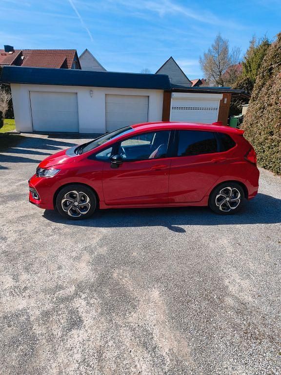 Gebraucht Honda Jazz 131 PS (96 kW) 2020 Rot Kleinwagen