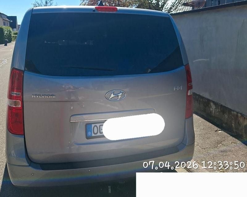 Gebraucht Hyundai H-1 Trend 136 PS (100 kW) 2016 Silber Van / Kleinbus