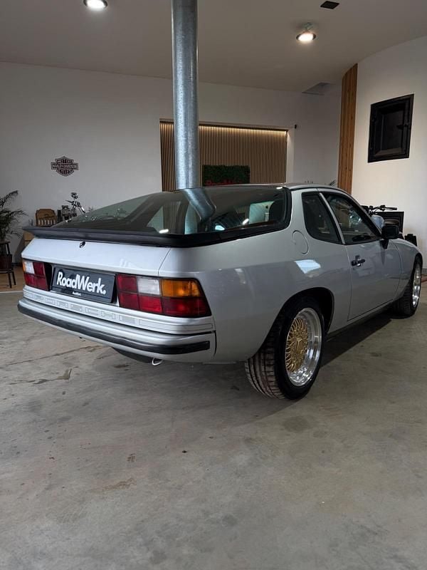 Gebraucht Porsche 924 125 PS (91 kW) 1980 Silber Coupé