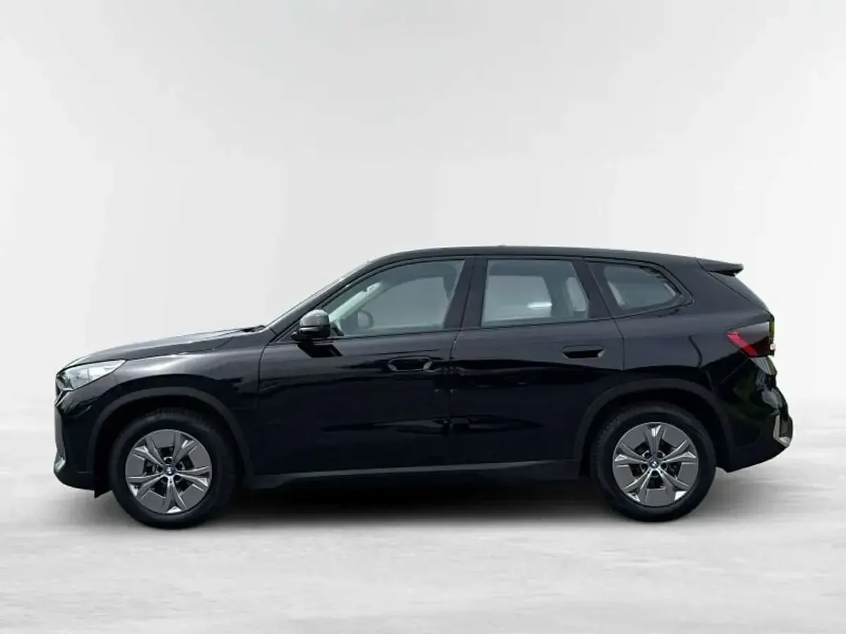 Gebraucht BMW iX1 Performance 225 kW (306 PS) 2023 Schwarz SUV
