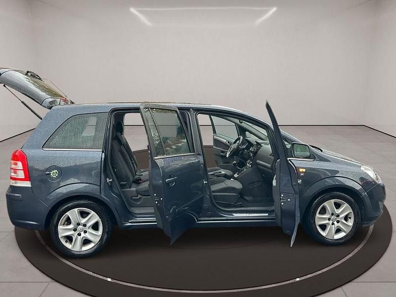 Blau Gebraucht 2010 Opel Zafira Edition Limousine | 3.550 € (Fairer Preis) - Bild 1/4