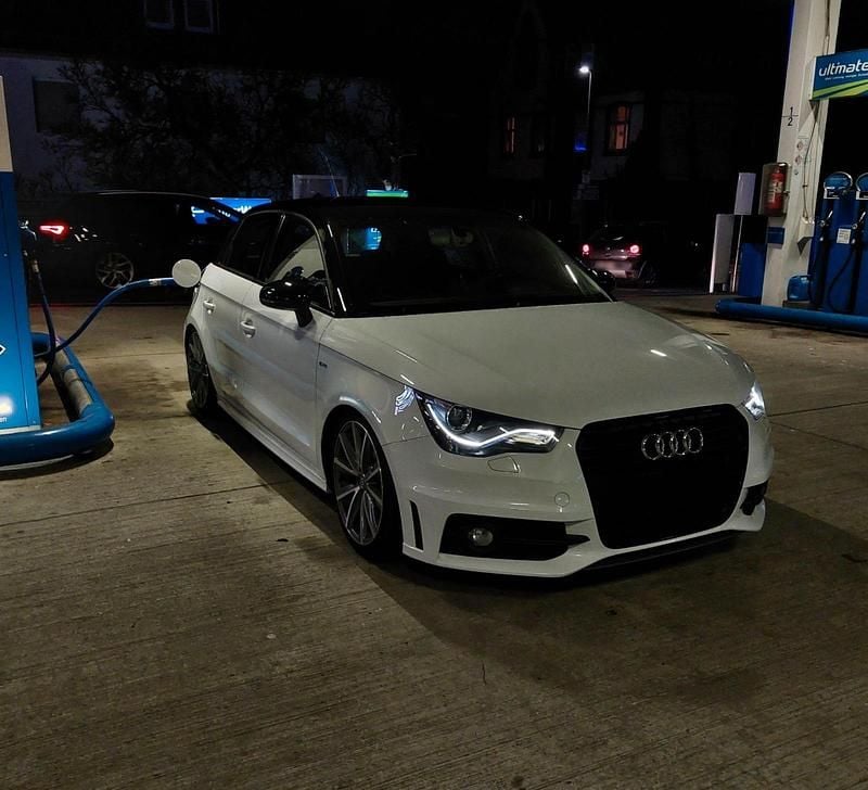 Gebraucht Audi A1 S-Line 2014 Weiß Kleinwagen