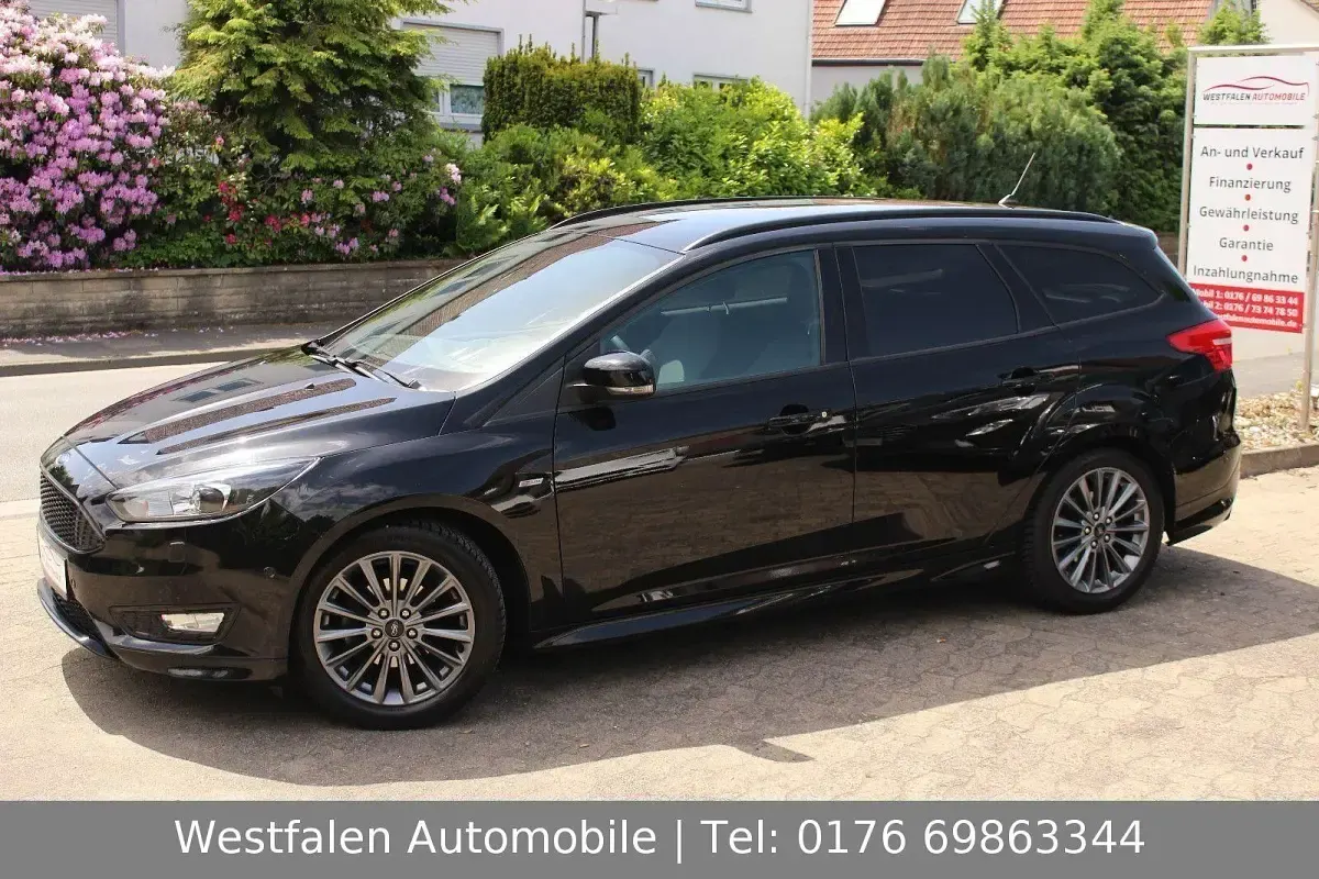 Gebraucht Ford Focus ST-Line 140 PS (102 kW) 2018 Schwarz Kombi
