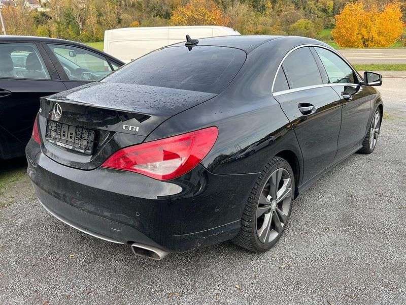 Gebraucht Mercedes CLA220 170 PS (125 kW) 2013 Schwarz Limousine