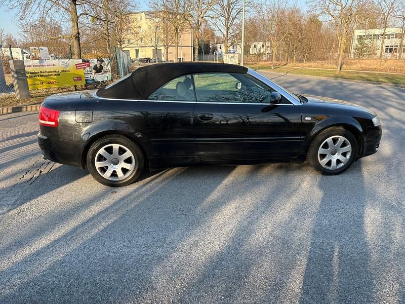 Gebraucht Audi A4 Cabriolet 163 PS (119 kW) 2008 Schwarz Cabrio