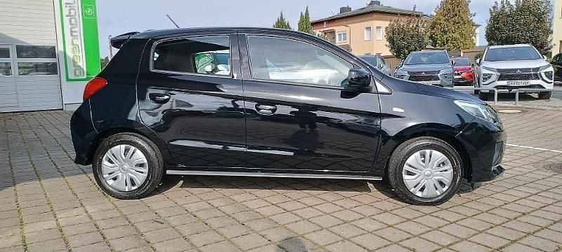 Neu Mitsubishi Space Star Select 71 PS (52 kW) 2025 Schwarz Limousine