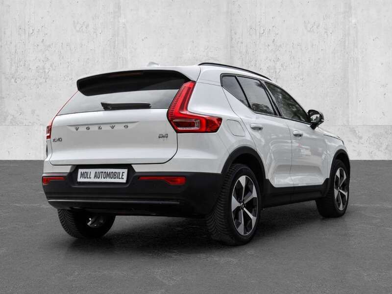 Gebraucht Volvo XC40 Plus 197 PS (144 kW) 2023 Weiss SUV