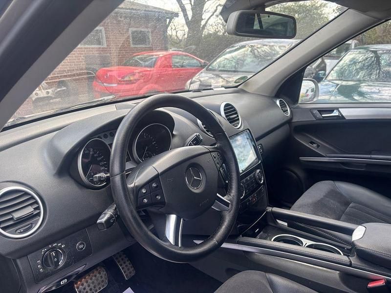 Gebraucht Mercedes ML280 190 PS (139 kW) 2008 Braun SUV