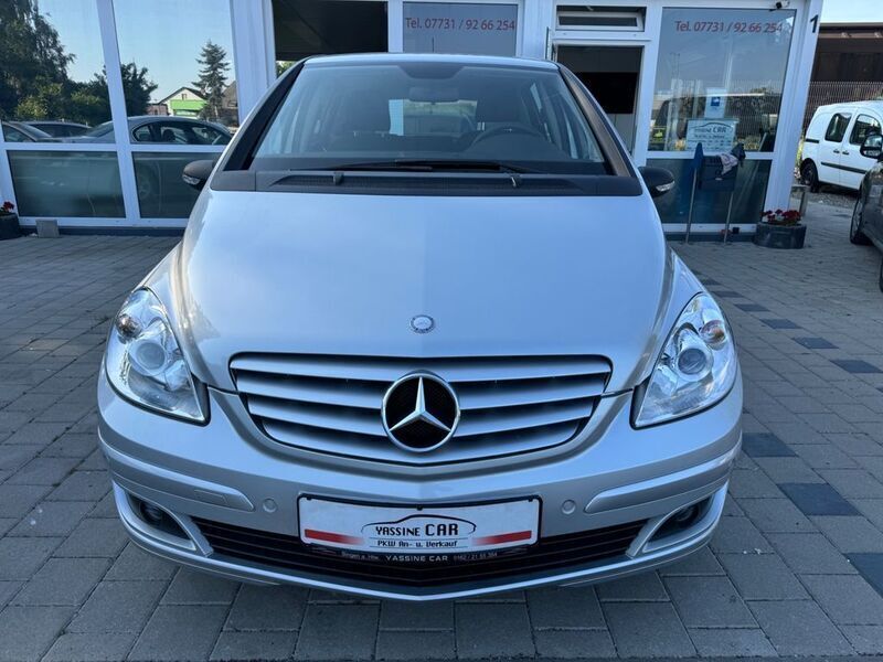 Gebraucht Mercedes B170 116 PS (85 kW) 2006 Silber Van / Kleinbus