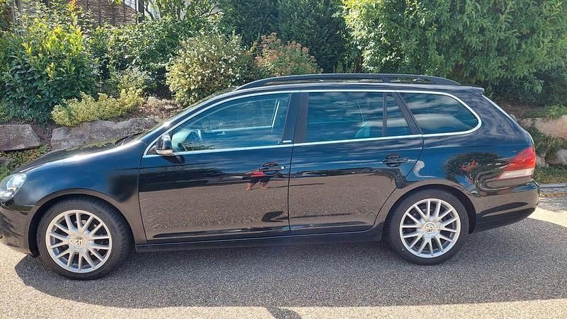 Schwarz Gebraucht 2012 VW Golf VII Style Kombi | 6.800 € (Fairer Preis) - Bild 1/4