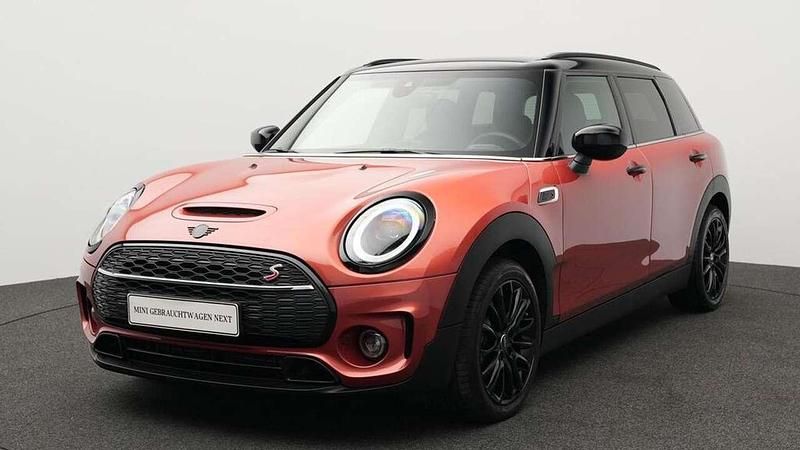Rot Gebraucht 2024 Mini Cooper S Clubman Classic Kombi | 28.447 € (Superpreis) - Bild 1/4