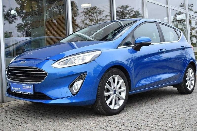 Gebraucht Ford Fiesta Titanium 101 PS (74 kW) 2019 Dynamicblau metallic Kleinwagen