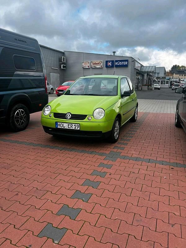 Grün Gebraucht 2000 VW Lupo Kleinwagen | 800 € (Guter Preis) - Bild 1/4