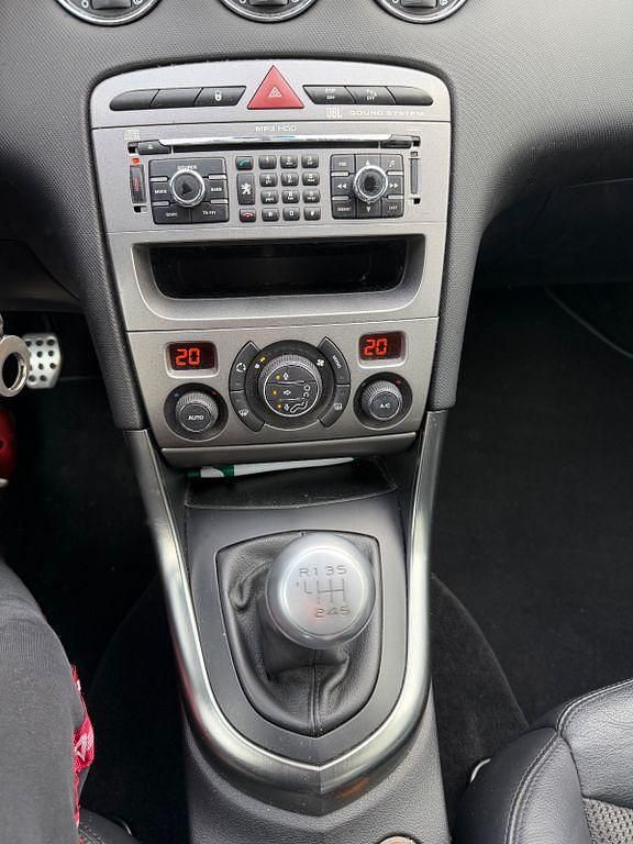 Weiß Gebraucht 2009 Peugeot 308 Platinum Limousine | 4.070 € (Fairer Preis) - Bild 1/4