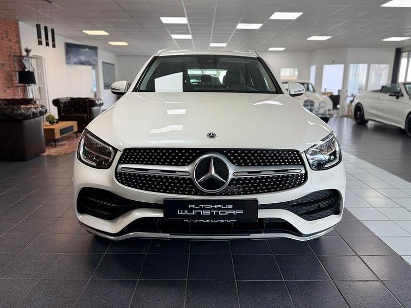 Gebraucht Mercedes GLC220 AMG line 194 PS (142 kW) 2022 Weiß SUV