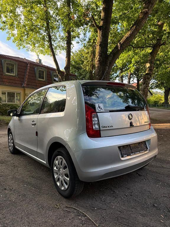 Gebraucht Skoda Citigo Ambition 75 PS (55 kW) 2013 Silber Kleinwagen