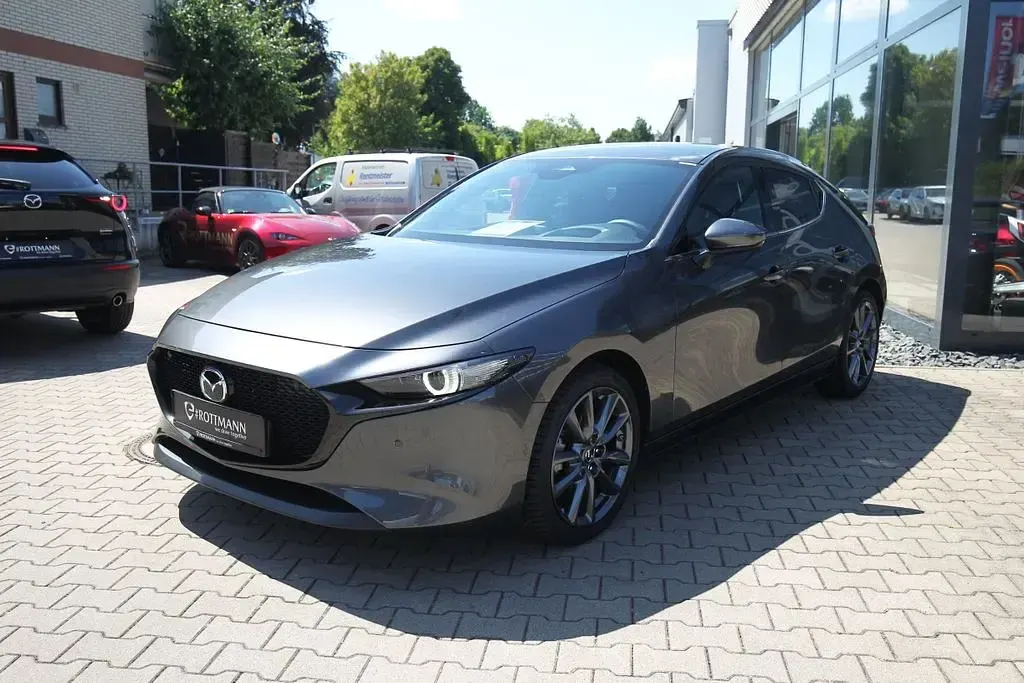 Gebraucht Mazda 3 Center-Line 140 PS (102 kW) 2025 Grau Limousine