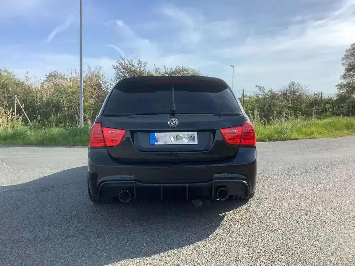 Brugt BMW 330 Performance 326 HK (239 kW) 2012 Sort Stationcar
